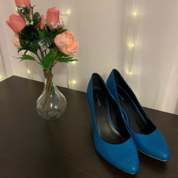 Call it Spring blue mermaid pumps size 10 - Picture 2 of 3